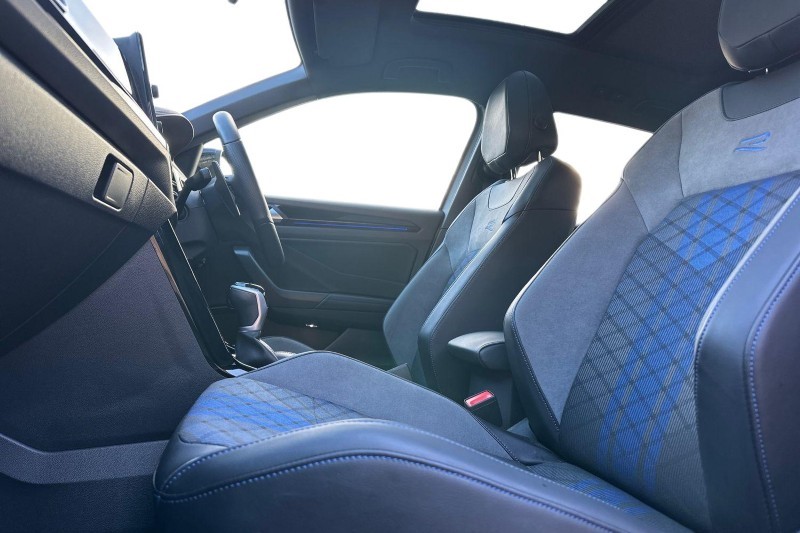 2025 (25) VOLKSWAGEN T-ROC 2.0 TSI 300 4MOTION R Black Edition 5dr DSG 5036811