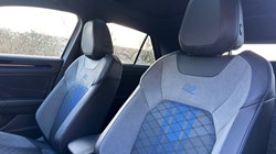 2025 (25) VOLKSWAGEN T-ROC 2.0 TSI 300 4MOTION R Black Edition 5dr DSG 5036841