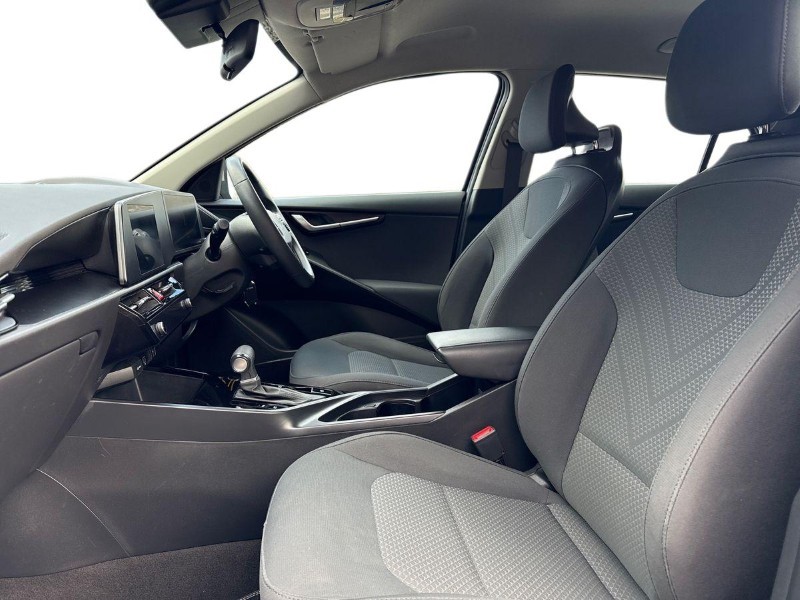 2022 (72) KIA NIRO 1.6 GDi Hybrid 2 5dr DCT 5037050