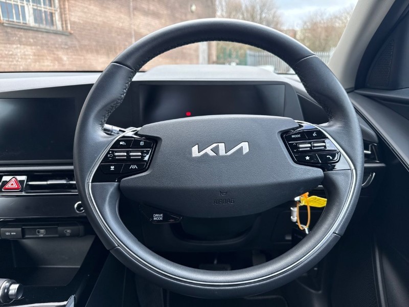 2022 (72) KIA NIRO 1.6 GDi Hybrid 2 5dr DCT 5037064
