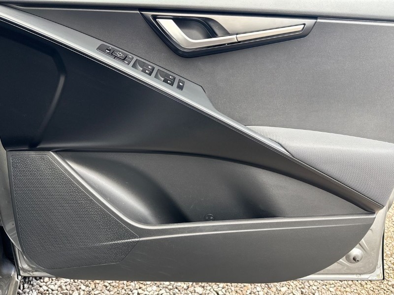 2022 (72) KIA NIRO 1.6 GDi Hybrid 2 5dr DCT 5037058