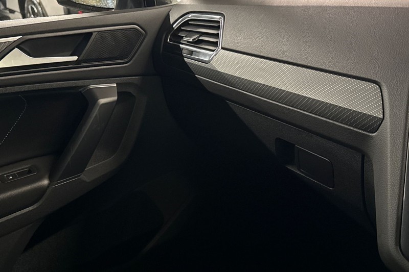 2022 (22) VOLKSWAGEN TIGUAN 2.0 TSI 4Motion Elegance 5dr DSG 5049215