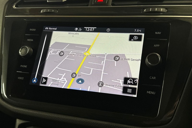 2022 (22) VOLKSWAGEN TIGUAN 2.0 TSI 4Motion Elegance 5dr DSG 5049210