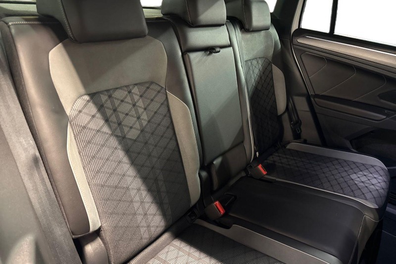 2022 (22) VOLKSWAGEN TIGUAN 2.0 TSI 4Motion Elegance 5dr DSG 5049191