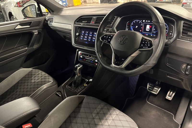 2022 (22) VOLKSWAGEN TIGUAN 2.0 TSI 4Motion Elegance 5dr DSG 5049197