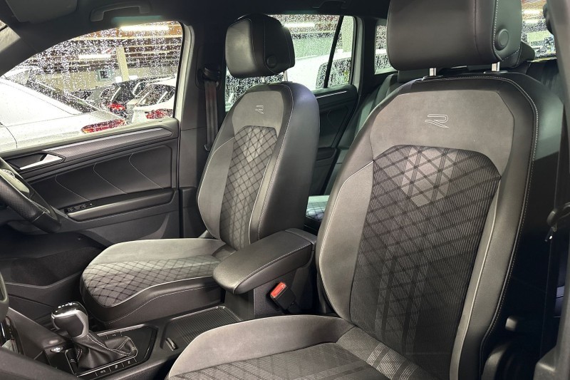 2022 (22) VOLKSWAGEN TIGUAN 2.0 TSI 4Motion Elegance 5dr DSG 5049217