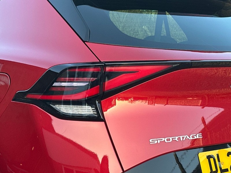 2024 (24) KIA SPORTAGE 1.6T GDi 157 48V ISG GT-Line 5dr 5129946