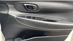 2022 (22) HYUNDAI I20 1.0T GDi 48V MHD SE Connect 5dr 5112188