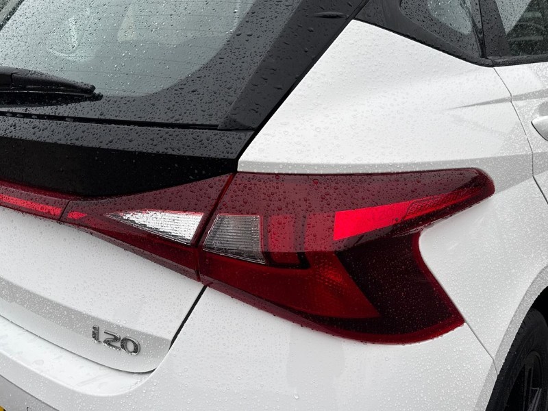 2022 (22) HYUNDAI I20 1.0T GDi 48V MHD SE Connect 5dr 5112211