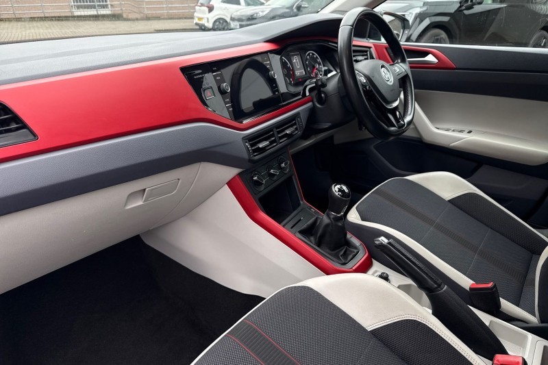 2019 (69) VOLKSWAGEN POLO 1.0 TSI 95 Beats 5dr 5056607
