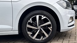 2019 (69) VOLKSWAGEN POLO 1.0 TSI 95 Beats 5dr 5056586
