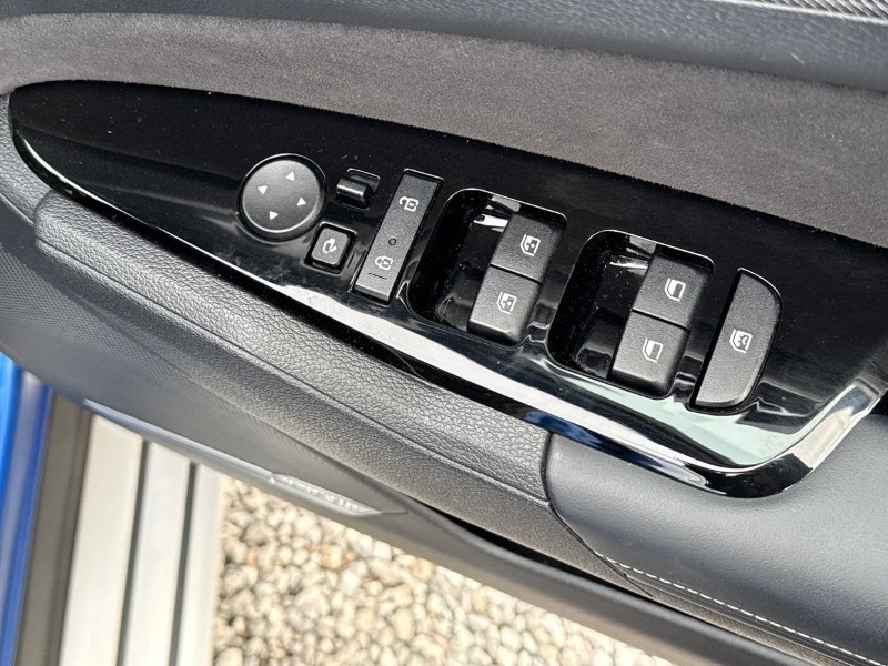 2023 (72) KIA SPORTAGE 1.6T GDi HEV GT-Line S 5dr Auto 5079105