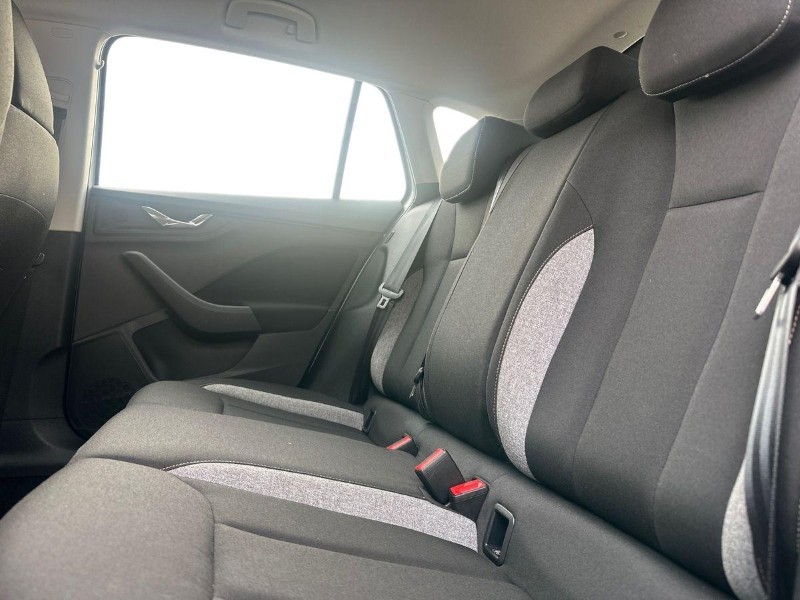 2025 (25) SKODA SCALA 1.0 TSI 116 SE Edition 5dr 5079056