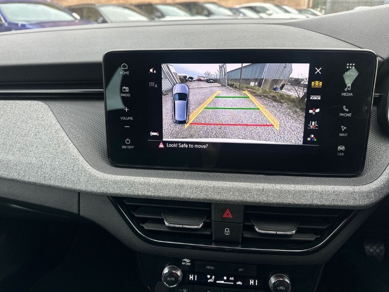 2025 (25) SKODA SCALA 1.0 TSI 116 SE Edition 5dr 5079076