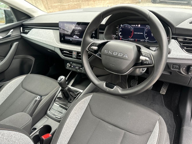 2025 (25) SKODA SCALA 1.0 TSI 116 SE Edition 5dr 5086586