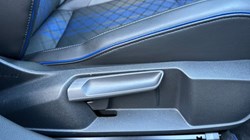 2025 (25) VOLKSWAGEN GOLF 2.0 TSI 333 R Black Edition 4Motion 5dr DSG 5076391