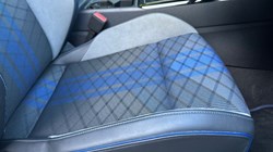 2025 (25) VOLKSWAGEN GOLF 2.0 TSI 333 R Black Edition 4Motion 5dr DSG 5076392