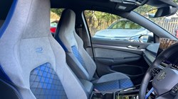 2025 (25) VOLKSWAGEN GOLF 2.0 TSI 333 R Black Edition 4Motion 5dr DSG 5076393