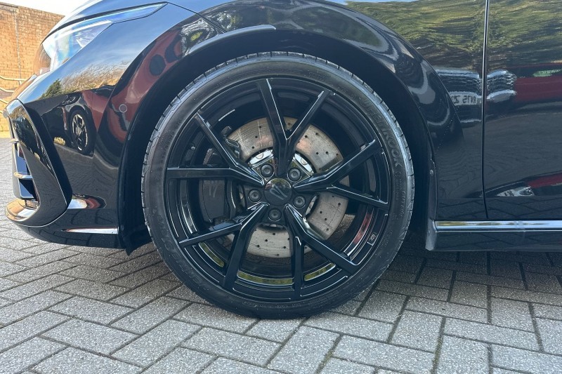 2025 (25) VOLKSWAGEN GOLF 2.0 TSI 333 R Black Edition 4Motion 5dr DSG 5076384