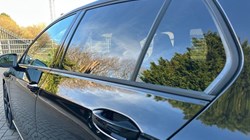 2025 (25) VOLKSWAGEN GOLF 2.0 TSI 333 R Black Edition 4Motion 5dr DSG 5076411