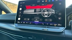 2025 (25) VOLKSWAGEN GOLF 2.0 TSI 333 R Black Edition 4Motion 5dr DSG 5076403