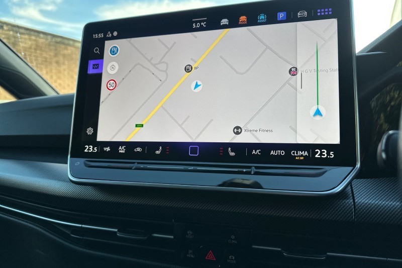 2025 (25) VOLKSWAGEN GOLF 2.0 TSI 333 R Black Edition 4Motion 5dr DSG 5076400