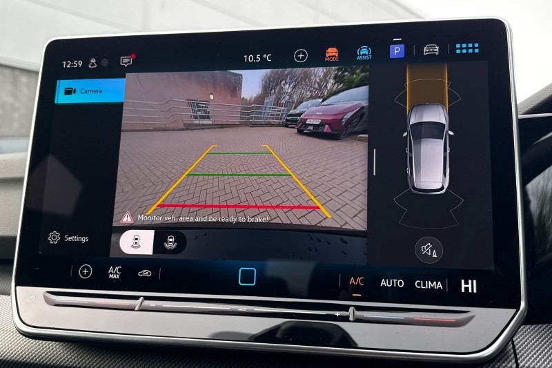 2025 (25) VOLKSWAGEN GOLF 1.5 TSI 150 R-Line 5dr 5098822