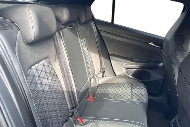 2025 (25) VOLKSWAGEN GOLF 1.5 TSI 150 R-Line 5dr 5098802