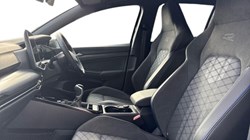 2025 (25) VOLKSWAGEN GOLF 1.5 TSI 150 R-Line 5dr 5098801