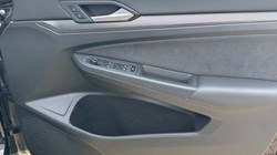 2025 (25) VOLKSWAGEN GOLF 1.5 TSI 150 R-Line 5dr 5098809