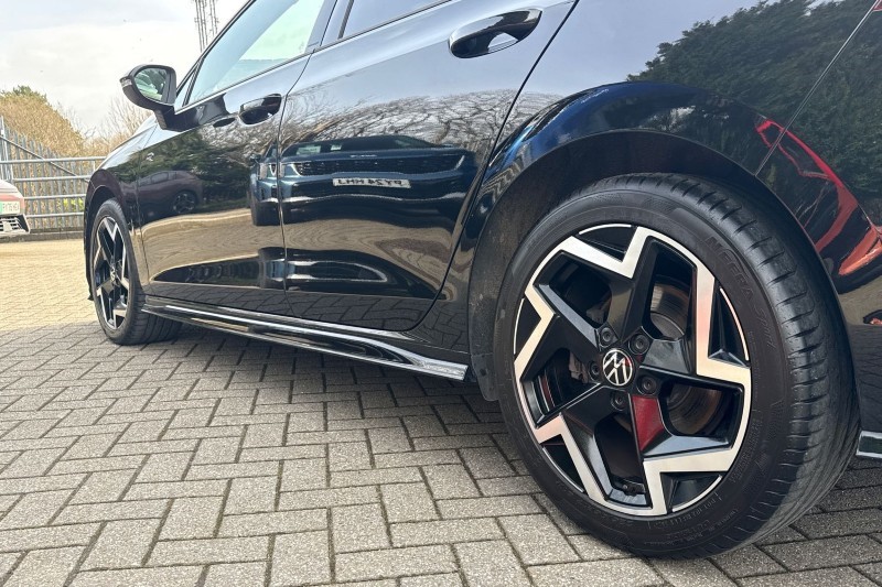 2025 (25) VOLKSWAGEN GOLF 1.5 TSI 150 R-Line 5dr 5098832