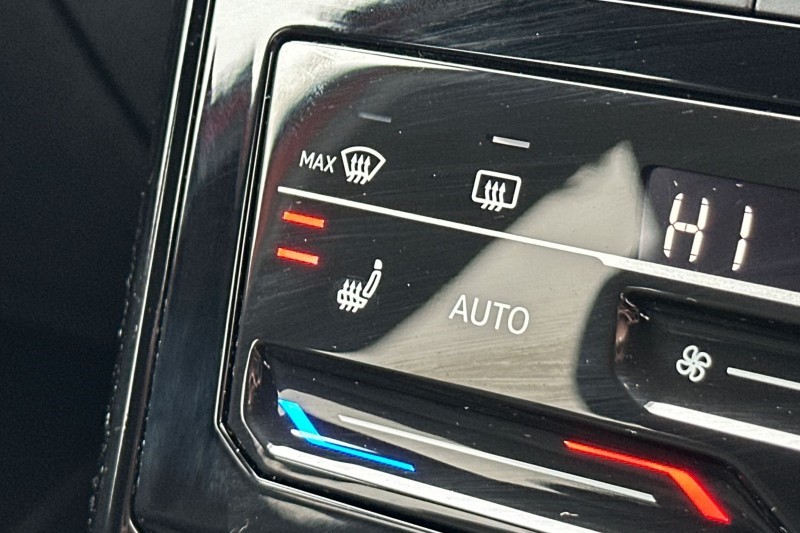 2025 (25) VOLKSWAGEN T-CROSS 1.0 TSI 115 R-Line 5dr DSG 5103628