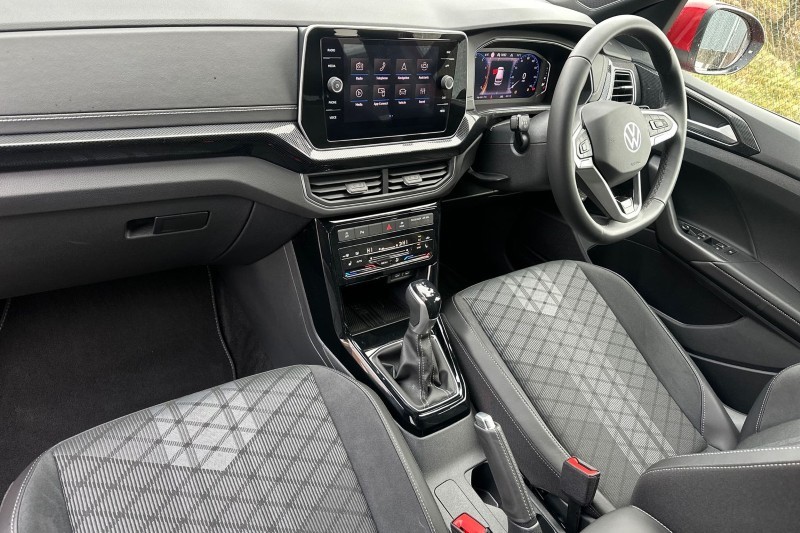 2025 (25) VOLKSWAGEN T-CROSS 1.0 TSI 115 R-Line 5dr DSG 5103633