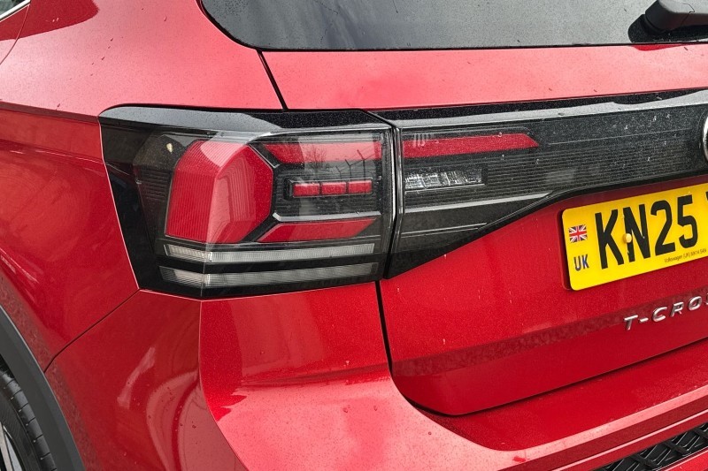 2025 (25) VOLKSWAGEN T-CROSS 1.0 TSI 115 R-Line 5dr DSG 5103638