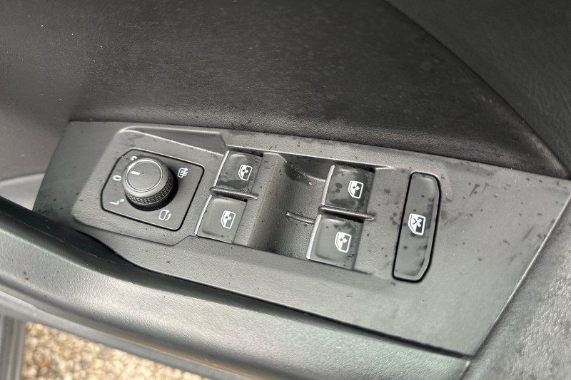 2025 (25) VOLKSWAGEN T-CROSS 1.0 TSI 115 R-Line 5dr DSG 5104107