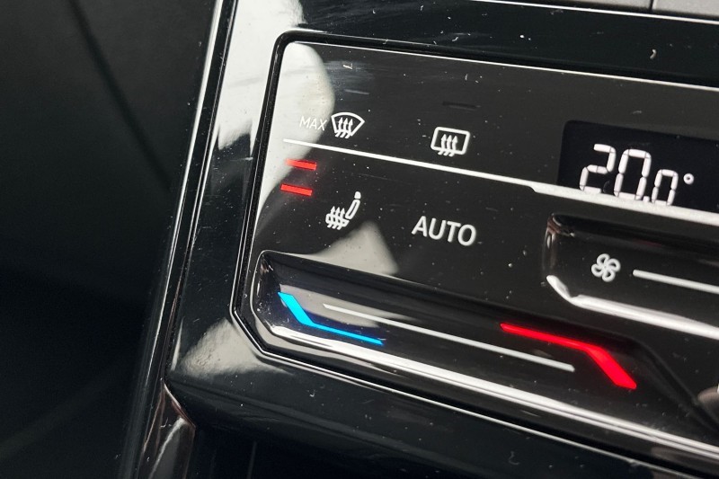 2025 (25) VOLKSWAGEN T-CROSS 1.0 TSI 115 R-Line 5dr DSG 5104122