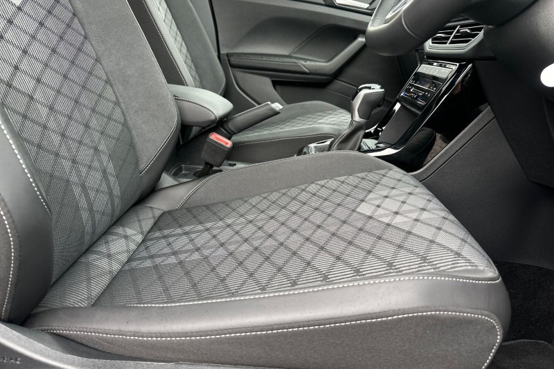 2025 (25) VOLKSWAGEN T-CROSS 1.0 TSI 115 R-Line 5dr DSG 5104109