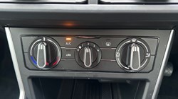 2025 (25) VOLKSWAGEN TAIGO 1.0 TSI 115 Match 5dr 5105877