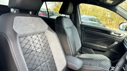 2025 (25) VOLKSWAGEN T-ROC 1.5 TSI R-Line 5dr DSG 5098773