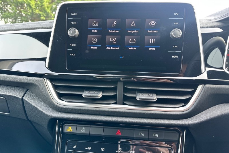 2025 (25) VOLKSWAGEN T-ROC 1.5 TSI R-Line 5dr DSG 5098779