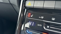 2025 (25) VOLKSWAGEN T-ROC 1.5 TSI R-Line 5dr DSG 5098785