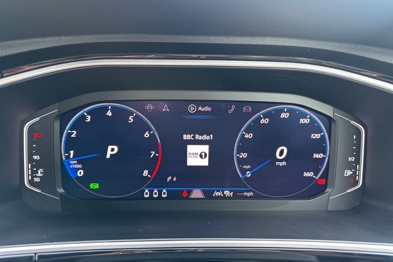 2025 (25) VOLKSWAGEN T-ROC 1.5 TSI R-Line 5dr DSG 5098777