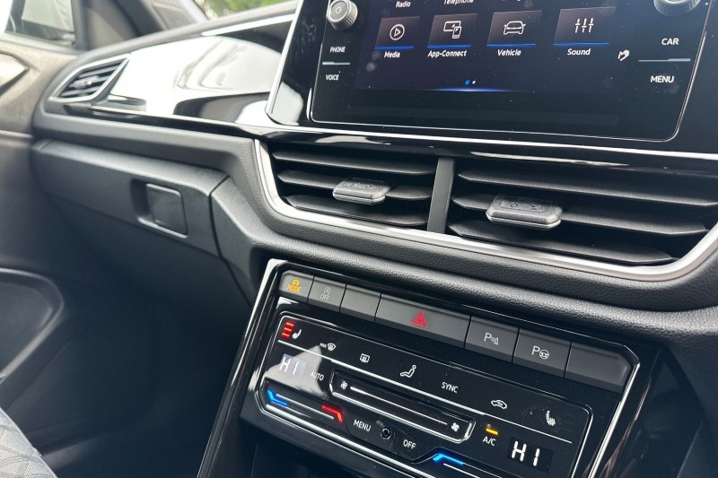 2025 (25) VOLKSWAGEN T-ROC 1.5 TSI R-Line 5dr DSG 5098786