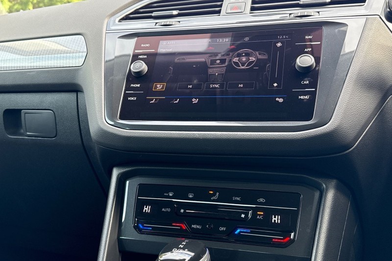 2021 (21) VOLKSWAGEN TIGUAN 1.5 TSI 150 Life 5dr DSG 5176791