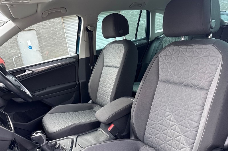 2021 (21) VOLKSWAGEN TIGUAN 1.5 TSI 150 Life 5dr DSG 5176794