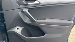 2021 (21) VOLKSWAGEN TIGUAN 1.5 TSI 150 Life 5dr DSG 5176776