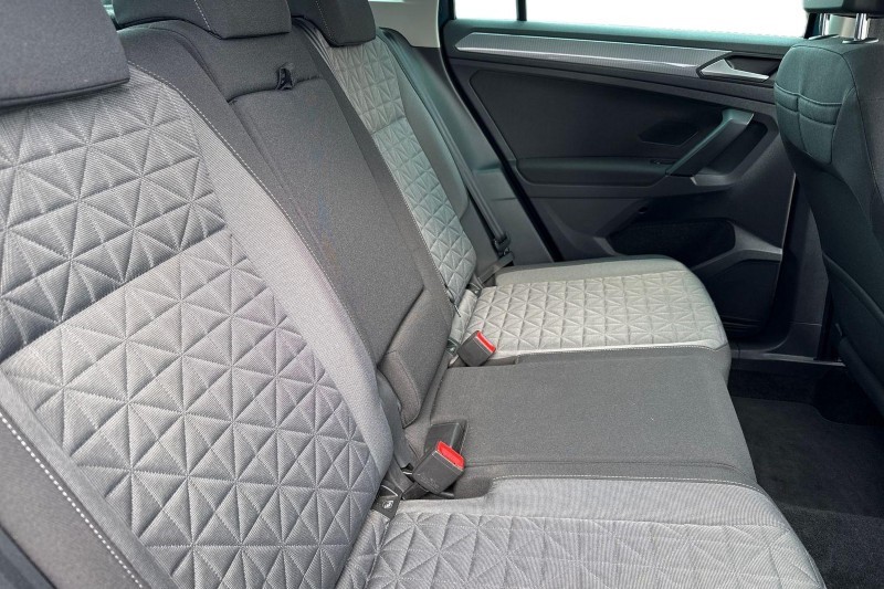 2021 (21) VOLKSWAGEN TIGUAN 1.5 TSI 150 Life 5dr DSG 5176769