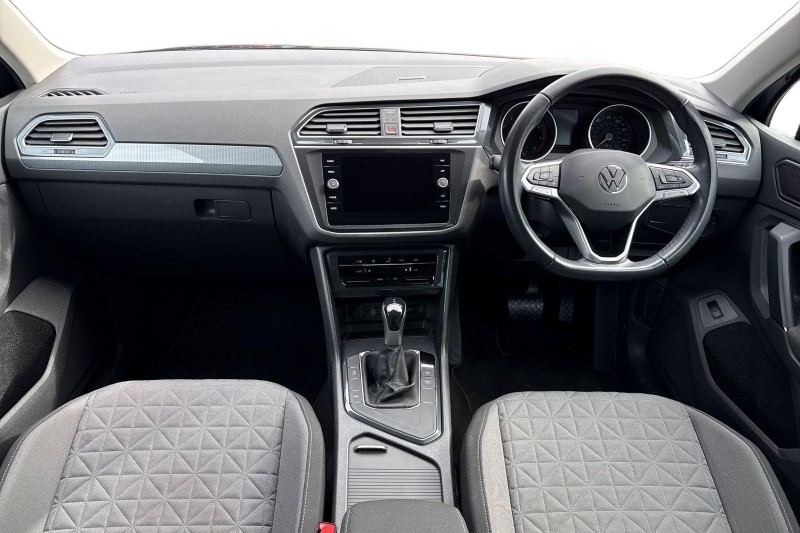 2021 (21) VOLKSWAGEN TIGUAN 1.5 TSI 150 Life 5dr DSG 5176774