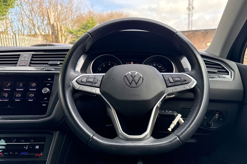 2021 (21) VOLKSWAGEN TIGUAN 1.5 TSI 150 Life 5dr DSG 5176782