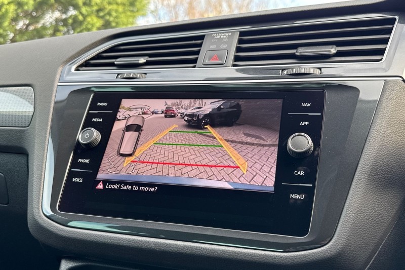 2021 (21) VOLKSWAGEN TIGUAN 1.5 TSI 150 Life 5dr DSG 5176789